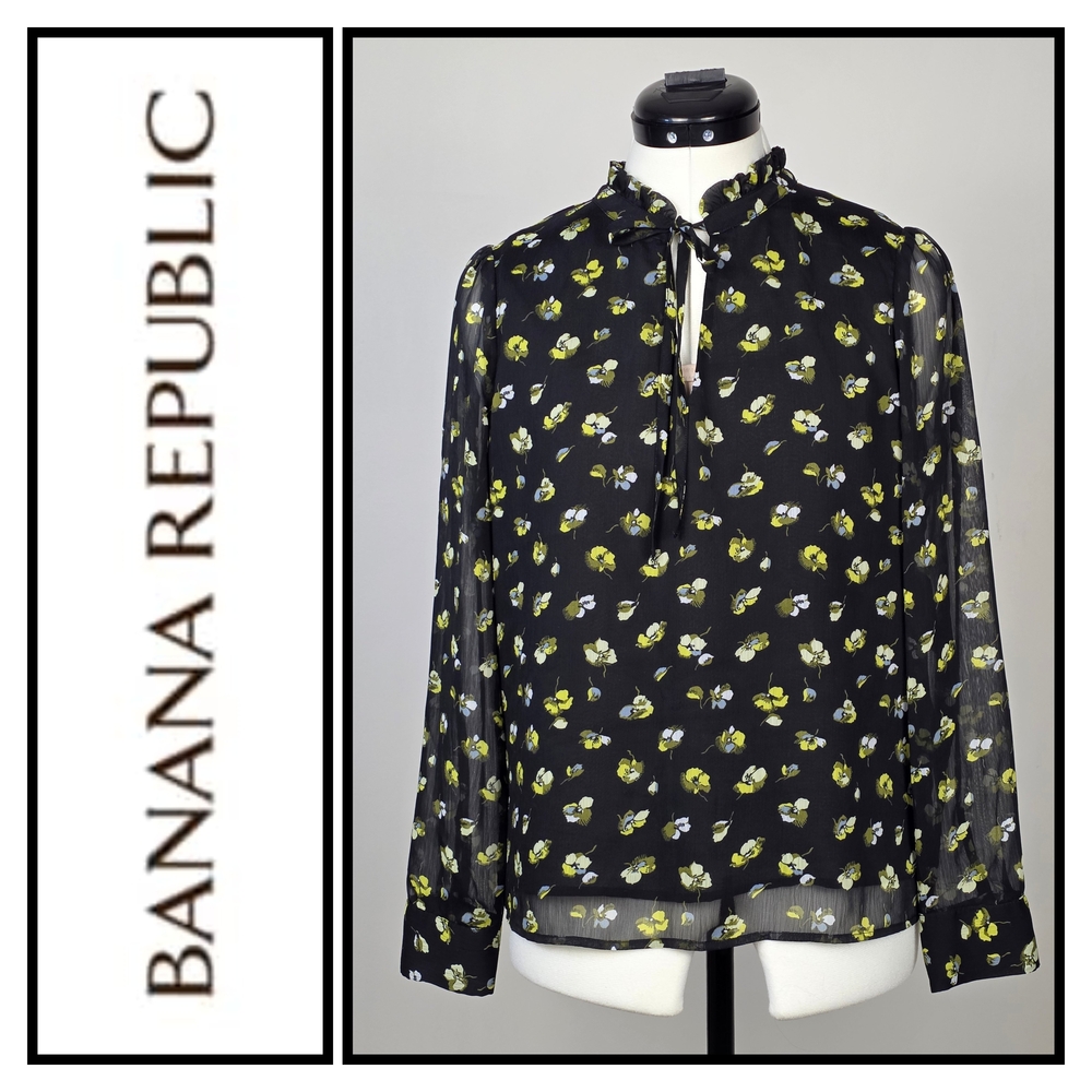 Banana Republic – Sheer Floral Ruffle-Neck Blouse - Small